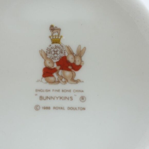 Royal Doulton Bunnykins English Fine Bone China Plate, Bowl & Cup Set 1988 - Picture 10 of 16